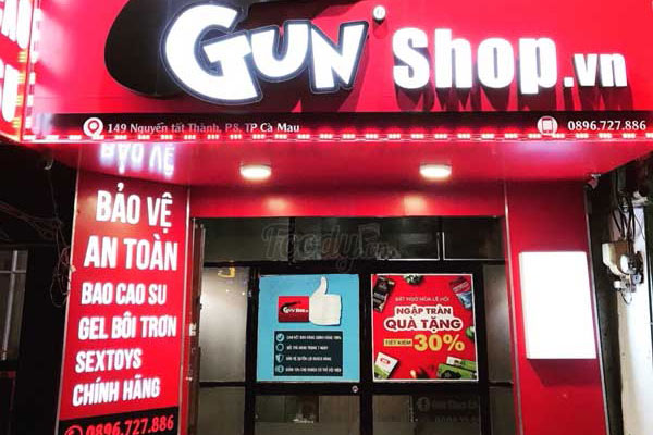 GunShop là <span class='marker'>một</span> chuỗi <span class='marker'>bán buôn</span> <span class='marker'>quốc gia</span>.