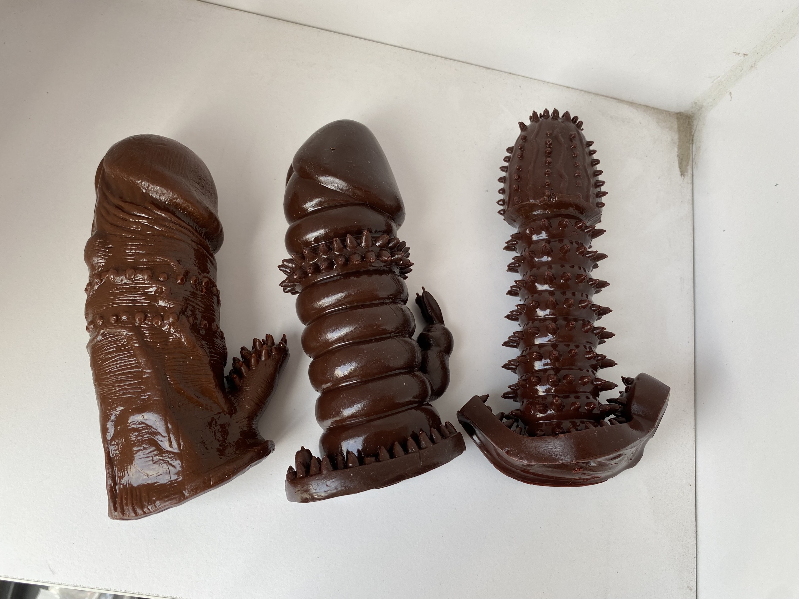 Bao cao su Baile nhánh màu nâu sẫm