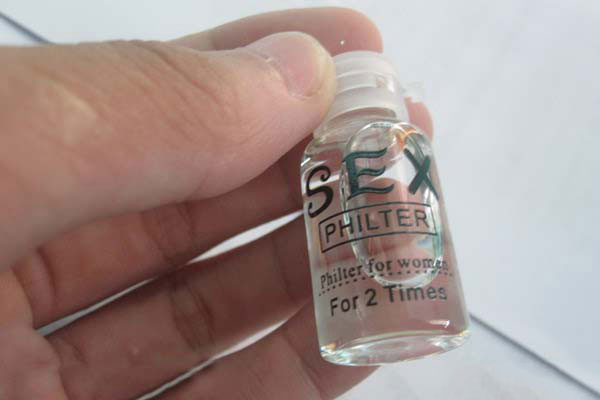 Sản phẩm này được bào chế ở dạng lỏng dễ sử dụng Sản phẩm này được bào chế ở dạng lỏng dễ sử dụng