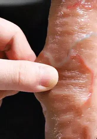 Cu giả rung thụt giá rẻ tự động làm sướng âm đạo nữ DV44Z màu da giống thật, chất liệu silicone và ABS, có nhiều chế độ kích thích liếm hạt le nữ